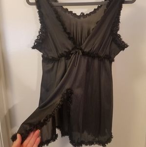 Vintage size large ruffled peekaboo camisole